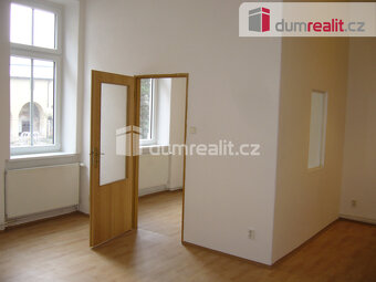 Pronájem pěkného bytu o velikosti 2+kk, výměra 46m2, ul.Kříž - 4