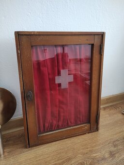 Poklady a nálezy z půdy, starožitnosti, retro, šperky, hudba - 4