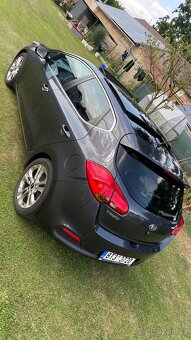 Kia Ceed 1,6 gdi, 99kw, panorama,full výbava - 4