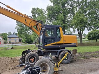 Kolovy bagr s kladivem kolove rypadlo Hyundai 170W - 4