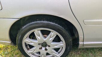 Volvo V70 D5 - 4