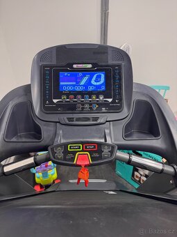 Běžecký pás HOUSEFIT SPIRO 40 iRun - 4