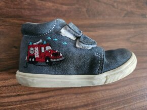 Chlapecké  kožené kotníkové boty Jonap vel. 22 - 4