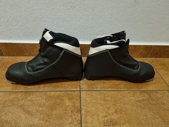 běžkařský set pro děti 140cm a boty Rossignol 40 - 4