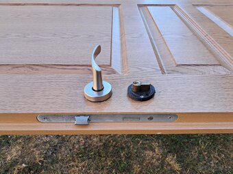 Prodám dveře interiérové buk 80L - 4