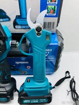 2v1 Aku nůžky + Aku pila + 4x baterie a příslušenství - 4