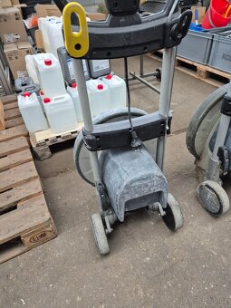 KARCHER Professional BDS 43/180C - 4