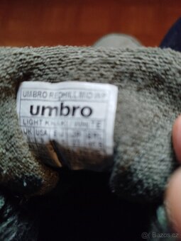 Kotníkové boty botasky Umbro - 4