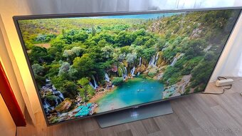 Prodám Smart televizi Philips 4K Ambilight 139 cm - 4