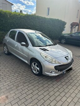 Peugeot 206+ - 4