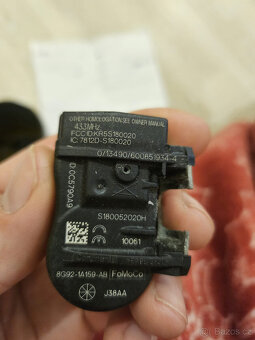 4x TPMS tlakový senzor do pneu - 4