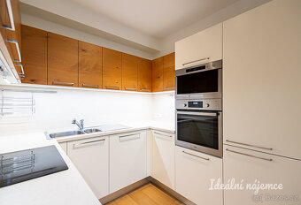 Pronájem bytu 3+kk, Poštova, Dolní Chabry, 34900 Kč/měs, 83 - 4