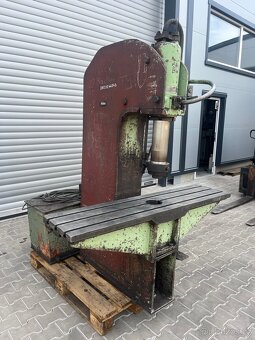 Hydraulický lis CDC 30 - 4