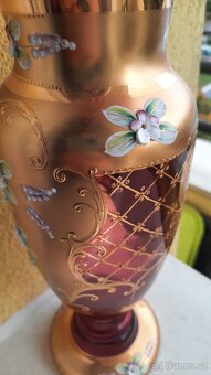 Zdobená starožitná váza - 4