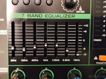 Prodám mixpult 8 Channel+4ks bezdrátové UHF mikrofony - 4