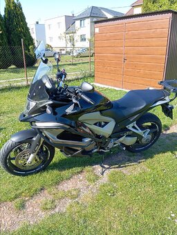 Honda VFR 800x crossrunnr - 4