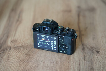 Sony a7 (tělo) - 4