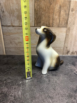 Starožitný tác, Perníková chaloupka, kování, soška Royal Dux - 4