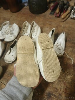 Starožitné dětské botičky - 4