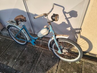 Stadion S11 původní lak, 1. typ s uchy a alu koly - 4