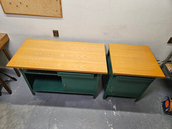 Prodám pracovní stoly 2ks - 4