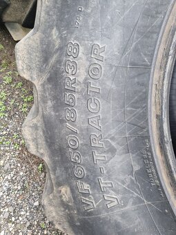 Pneu 650/85 R38 600/70 R30 - 4