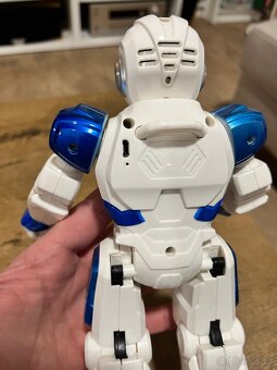 Zigybot robot Viktor - 4