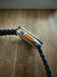 Apple Watch Ultra 2 - 4