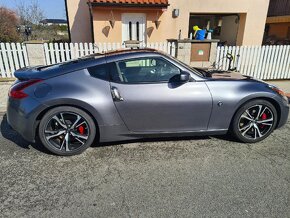 Nissan 370Z - 4