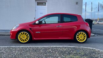 RENAULT CLIO RS 2.0i 145kW - 4