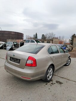 Škoda Octavia 2 2.0 103kw facelift - 4