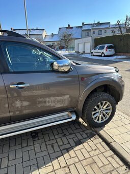 Mitsubishi L200 - 4