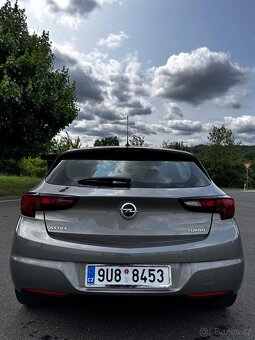 Opel Astra 1.4Turbo 2018 - 4