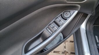 Ford Focus - 4