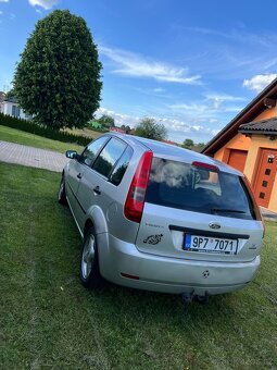 Ford fiesta - 4