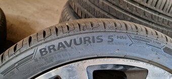Krasna kola z audi tt r18 225/40 temer nové pneu - 4