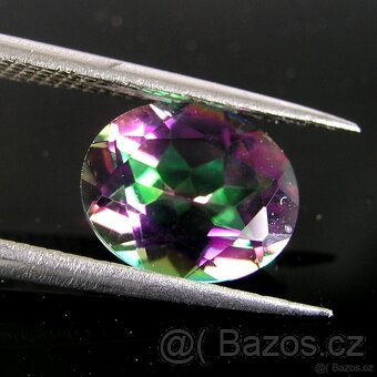 Křemen - ovál modif. bril. - 3,53 ct. - 4