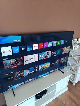 Samsung QLED 55", 4K, TOP stav, originální balení - 4