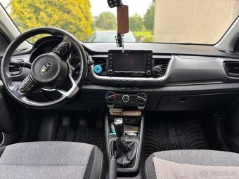 Kia Stonic - bílá - 4