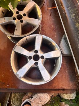 4x100 R15 - 4