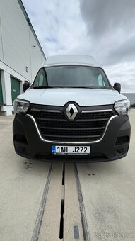 Půjčte si prostornou dodávku Renault Master L4H3 Maxi - 4