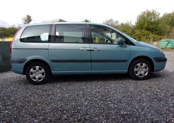 Citroën C8 2.2HDi94kW 278000KM 7MÍST STK nafta manuál 94 kw - 4