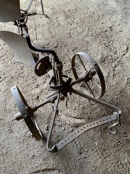 Koňský pluh obracák - 4