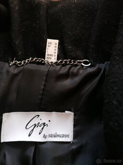 Dámský černý flaušový kabát vel. 38 - 4