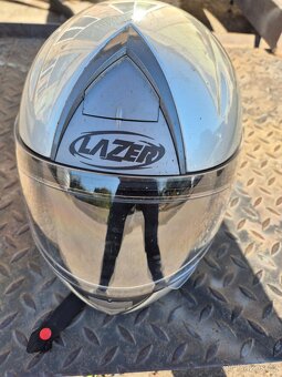 Daruji moto helma - 4