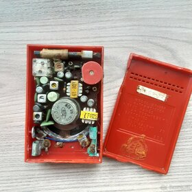 Japonský transistor Sharp,model BP - 101 - 4