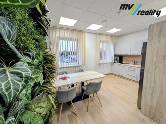 Milovice, pronájem moderních kanceláří o velikostech 20,5 m2 - 4