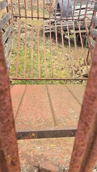 Sběrací vůz Pöttinger LW 10 utáhne i T4 - K14 - 4