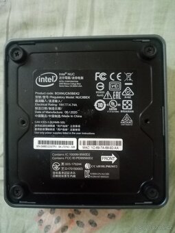 Mini PC Intel BOXNUC8i5BEK2 - 4