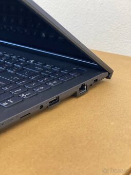 Notebook ASUS ExpertBook - i3/8GB/512GB/WIN11 PRO - 4